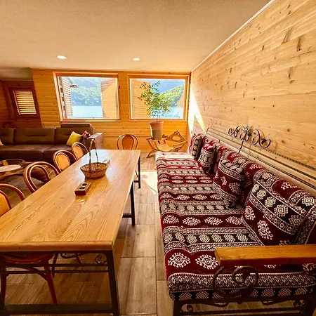 Rustic Heaven Ostrozac *